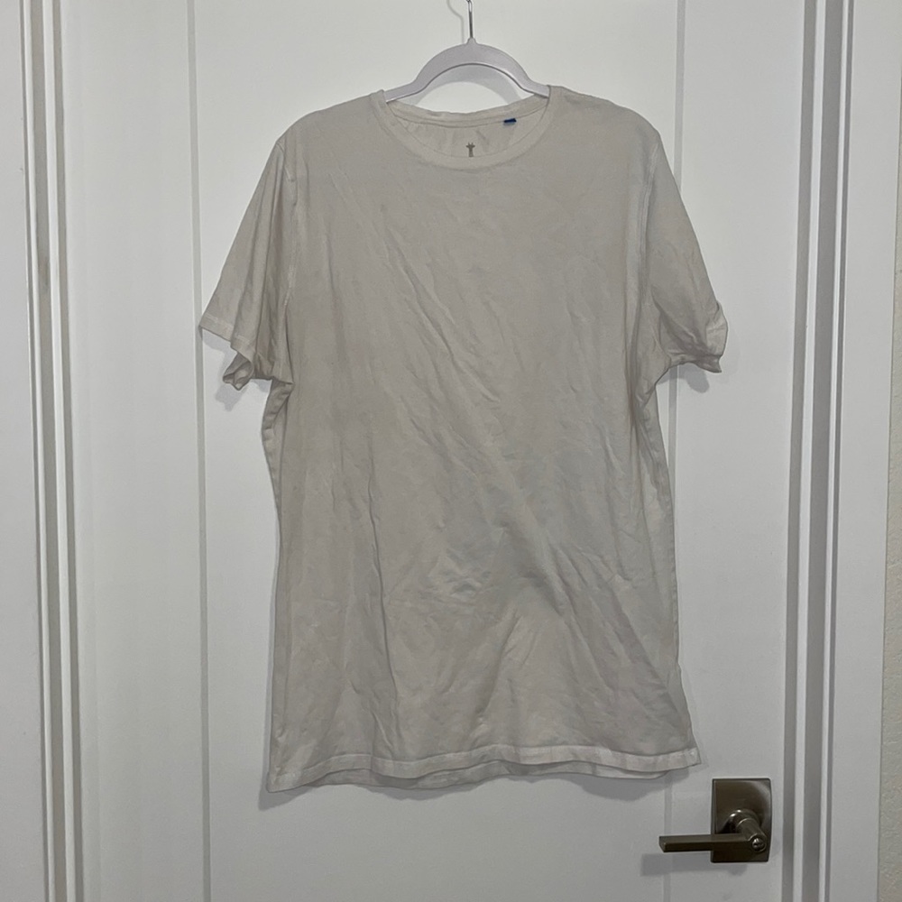Men’s white tee, XLT